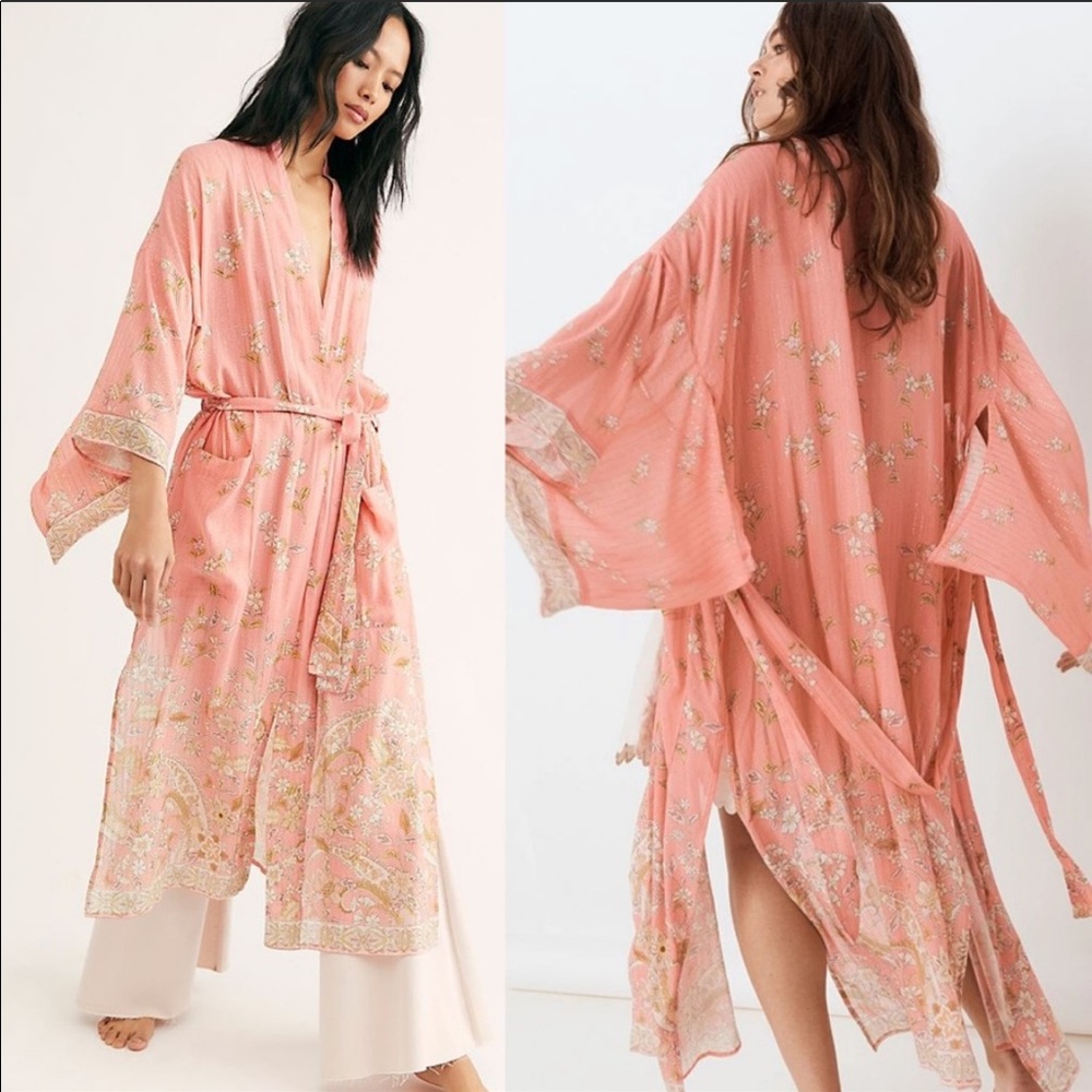 NWT Spell Hendrix Robe